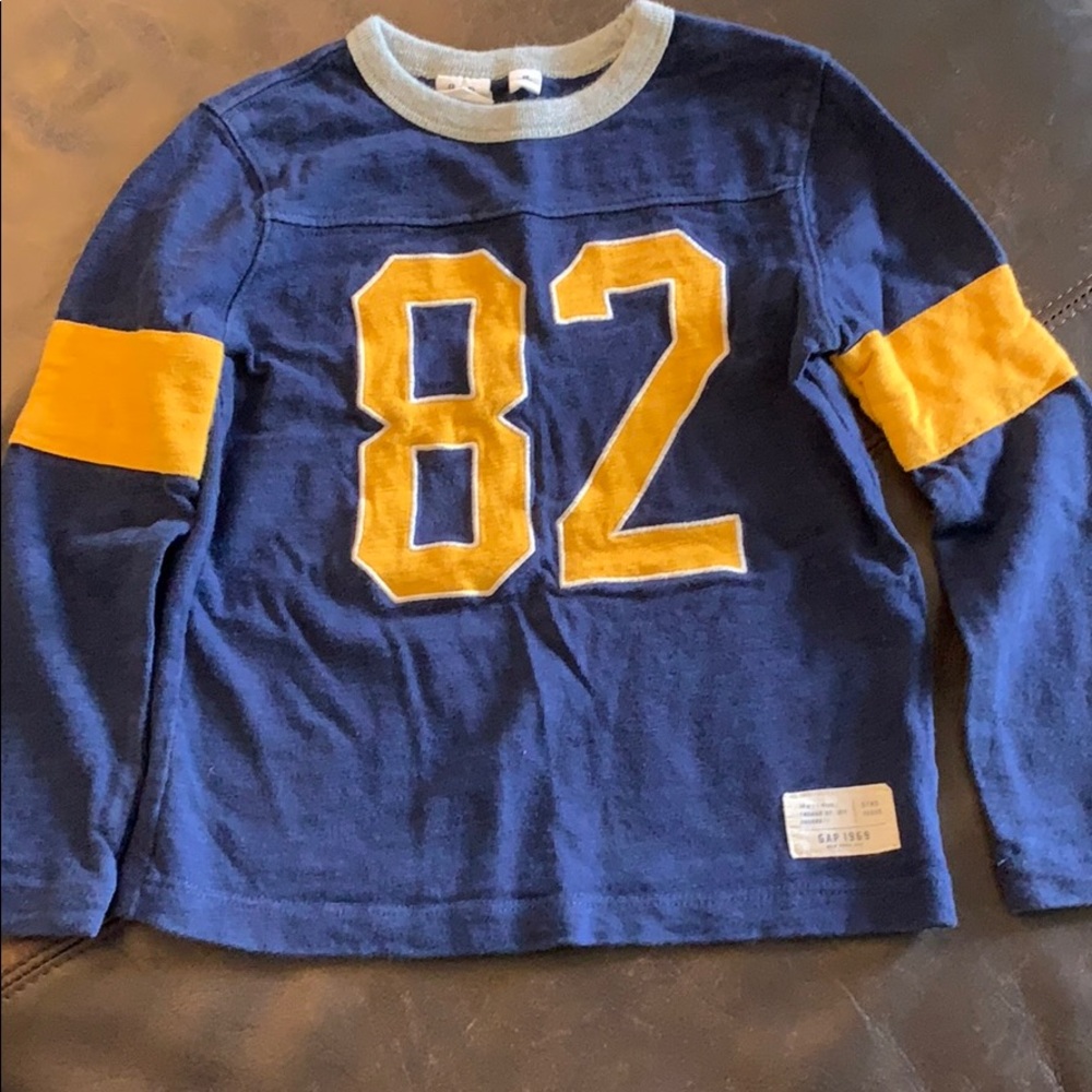 Boys Gap long sleeve T-shirt